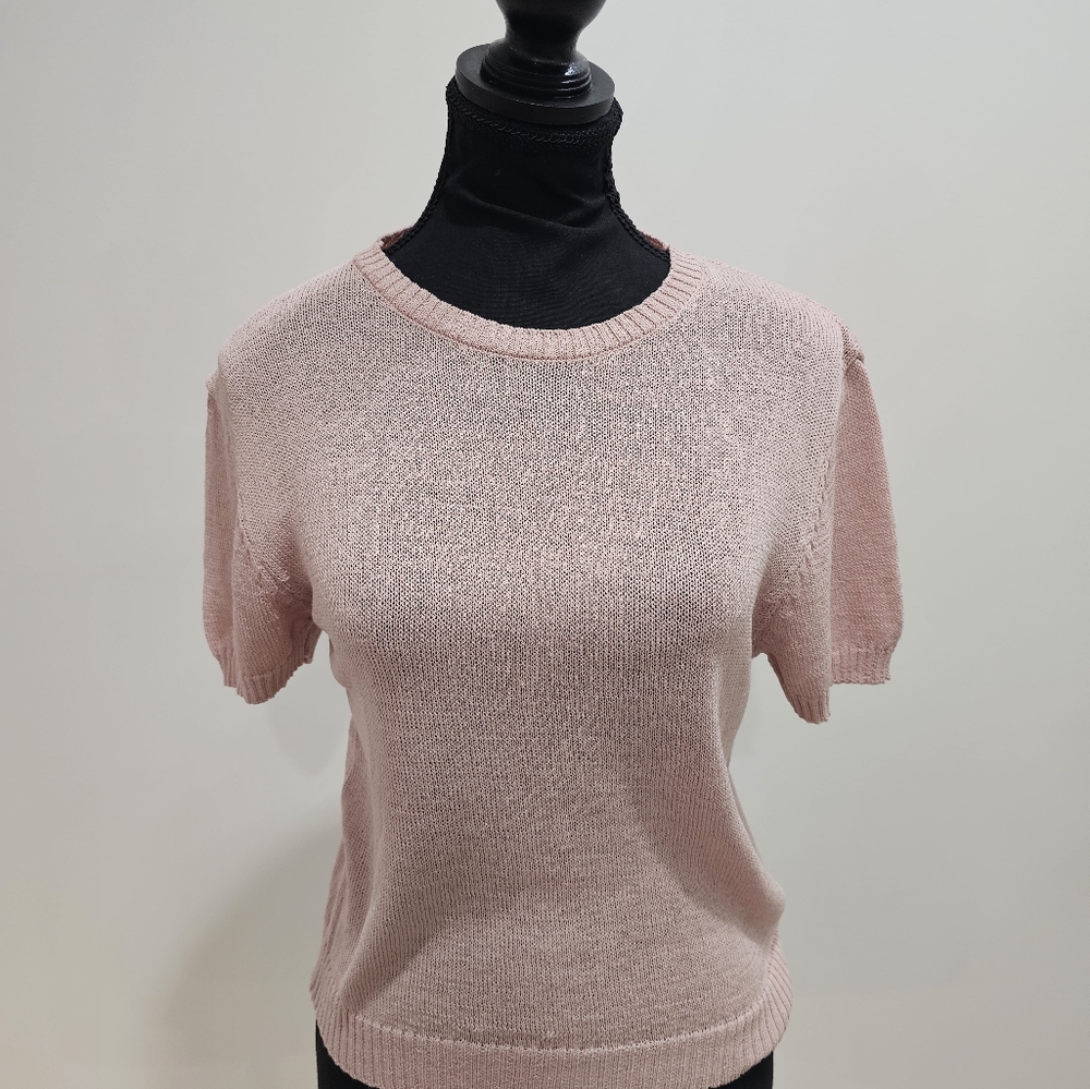 Pink knit top - Picture 2 of 2